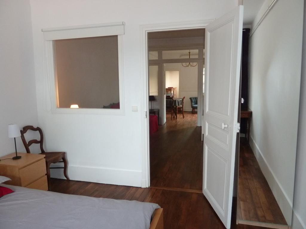 Les Carres Apartment แวร์ซาย ภายนอก รูปภาพ