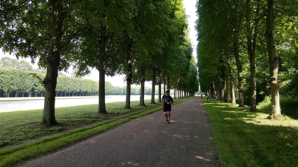 Les Carres Apartment แวร์ซาย ภายนอก รูปภาพ